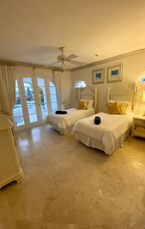 Royal Villa 3