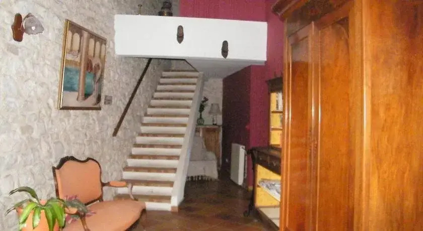 Logis Hotel Restaurant LEsquielle