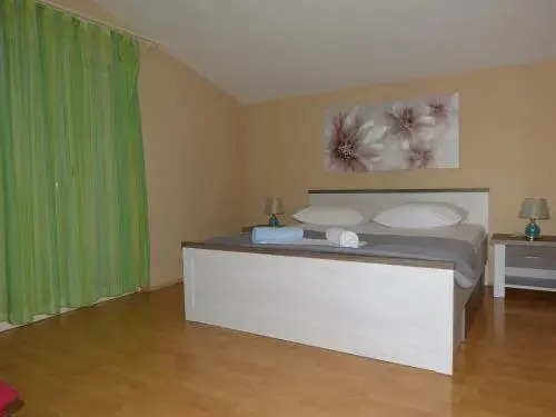 Apartments Prgin