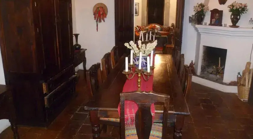 Casa Felipe Flores