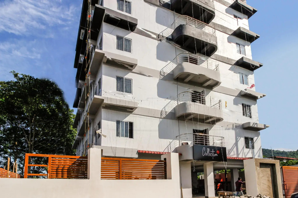 Townhouse 706 Hotel RJB Grand