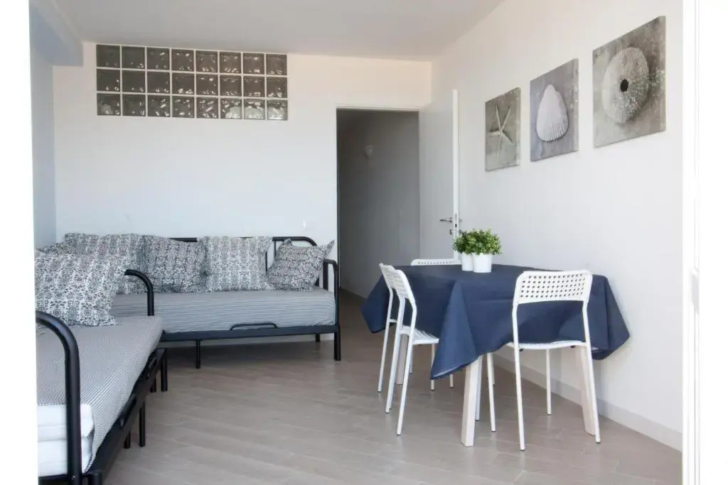 Apartment Avion