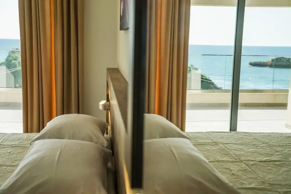 BUZUKU Apartments Liman