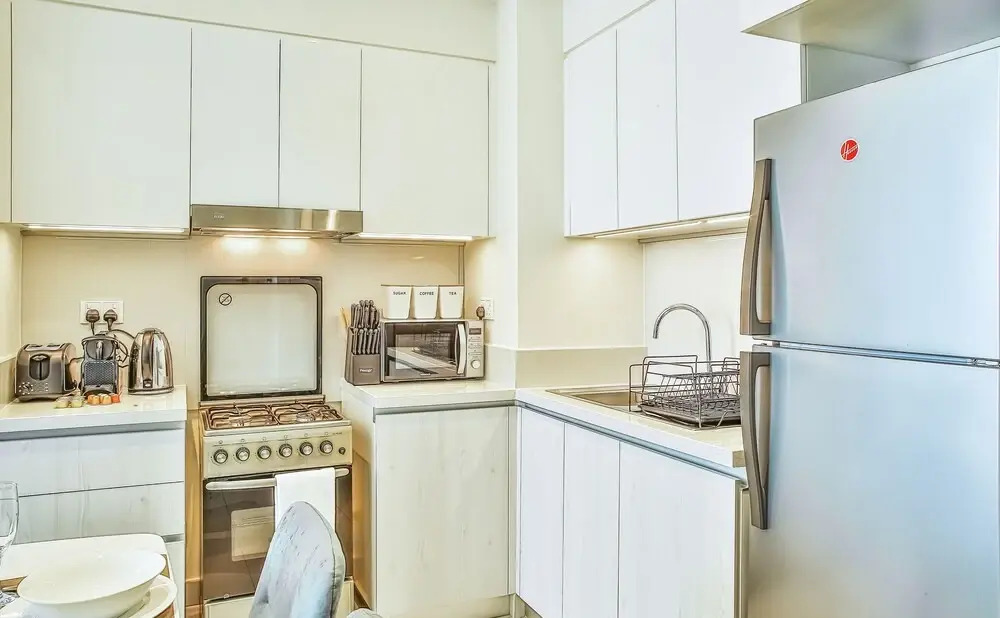 1B- Parkpoint- Tower D 104 by Bnb homes