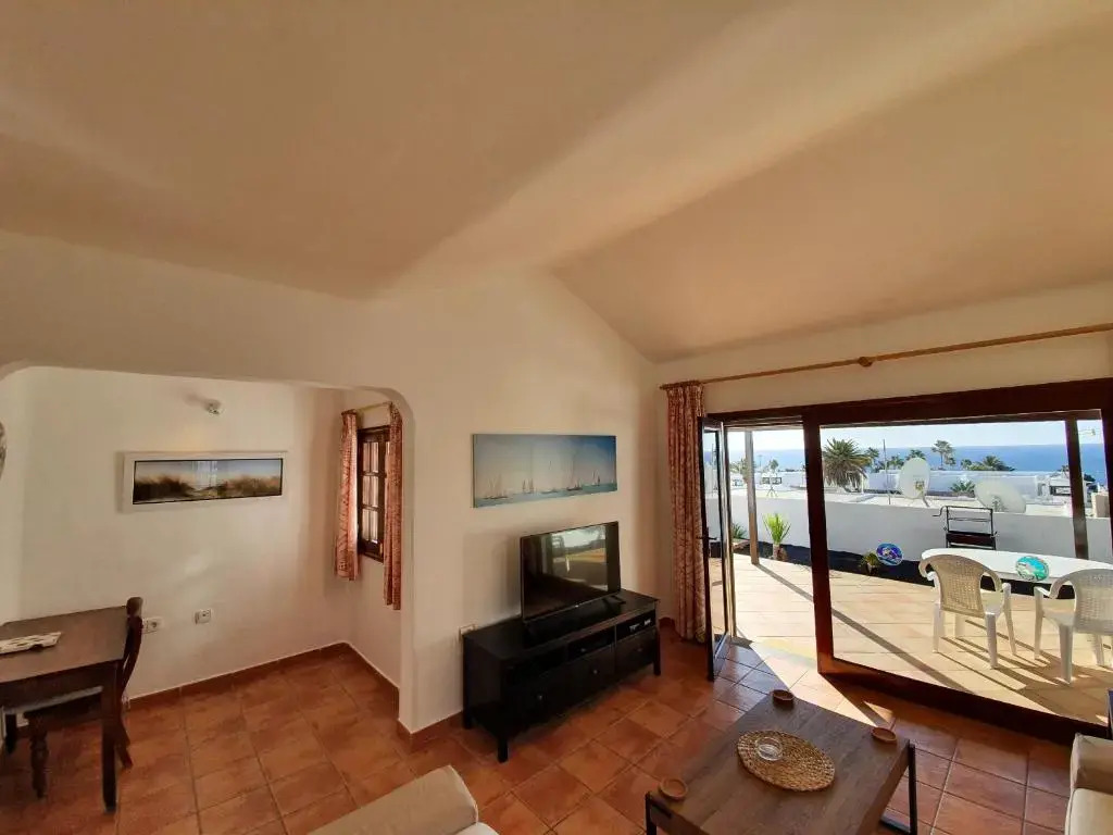 2 bedroom villa The Bungalow with private heated pool