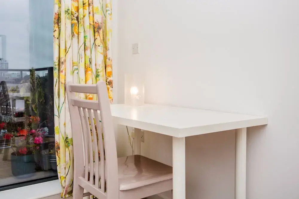 2 Bedroom Flat in West London