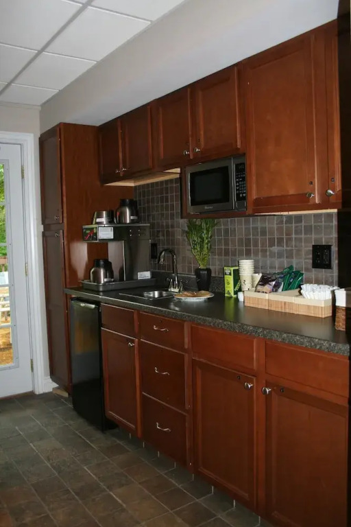 Duneland Beach Inn