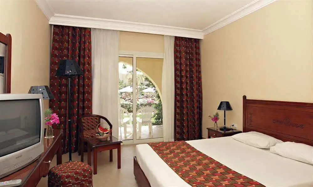 The Three Corners Palmyra Resort