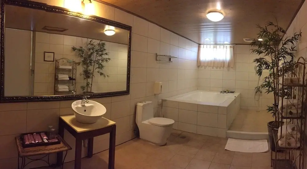 Nayi Villa