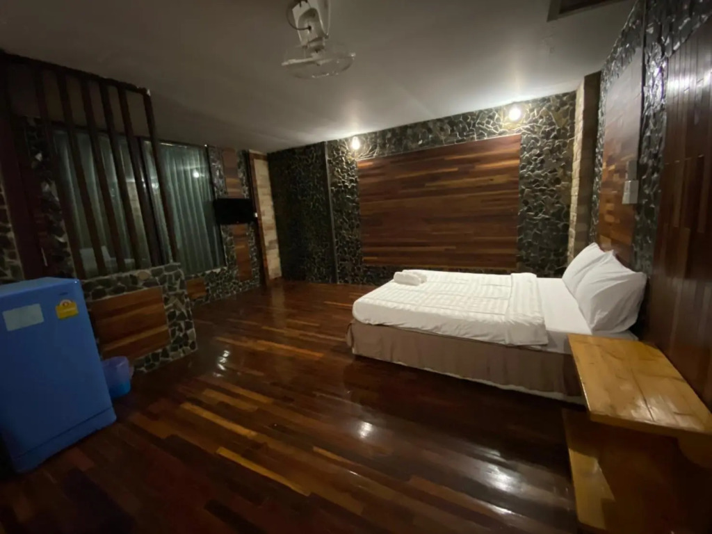 โรงแรมภูน้ำฟ้า - Phunumfha Hotel ชุมแพ