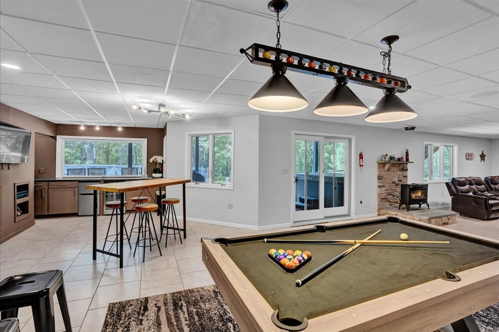 Theater Room Hot Tub Game Room Near Ski Resorts