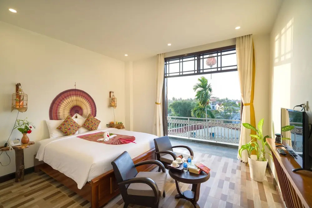 M2luxe Nipa Riverside Hoian