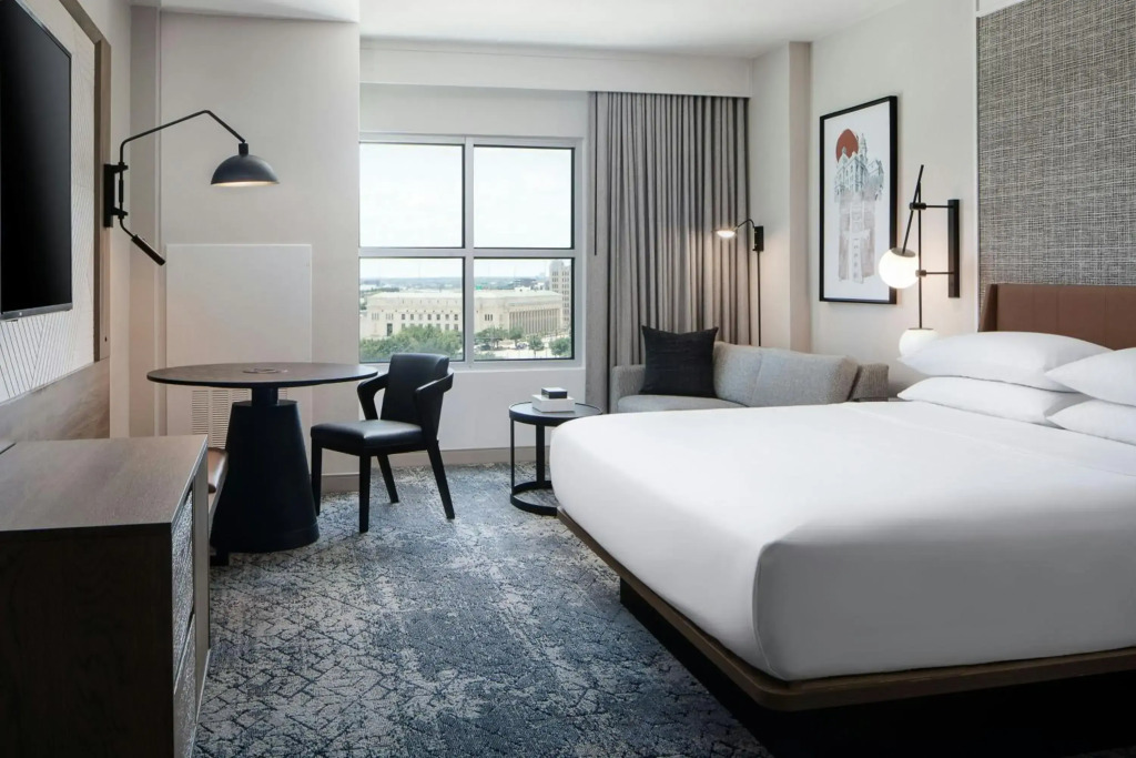 Sheraton Fort Worth Downtown Hotel