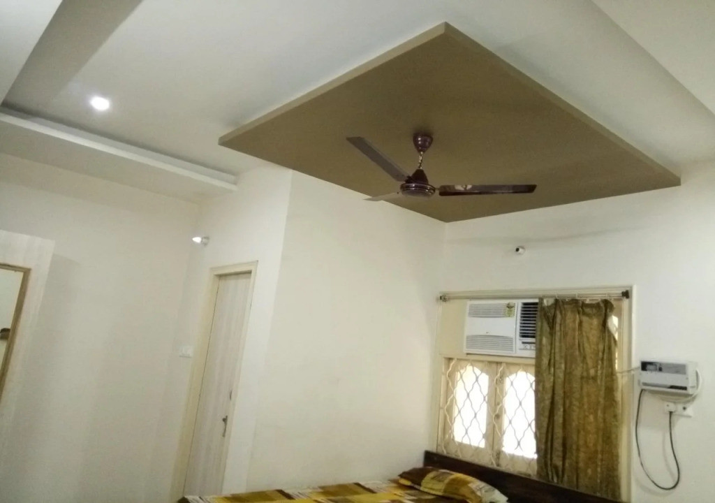 Radha Deo Guest House