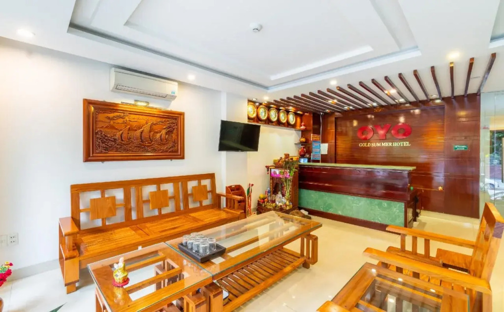 Gold Summer Hotel
