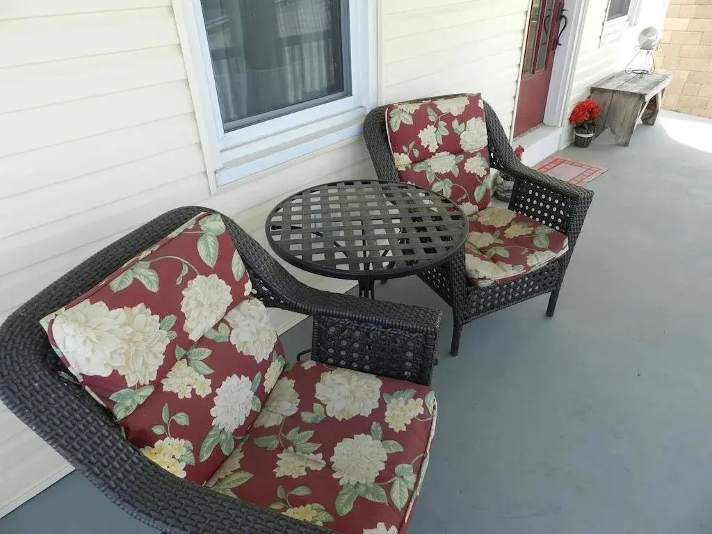 Helming Guest House