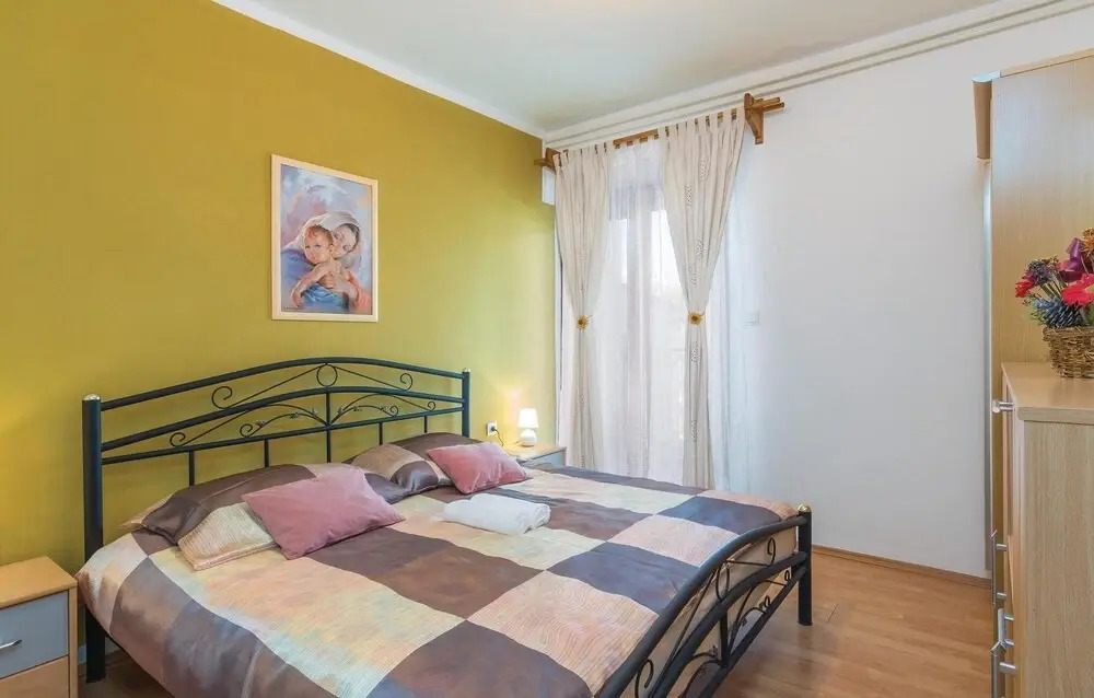 Amazing Home in Porec With Wifi and 3 Bedrooms