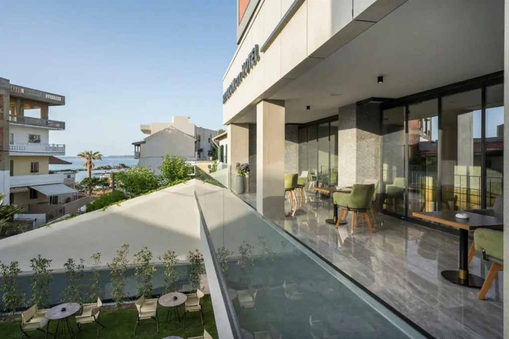Hyperion City Hotel & Spa
