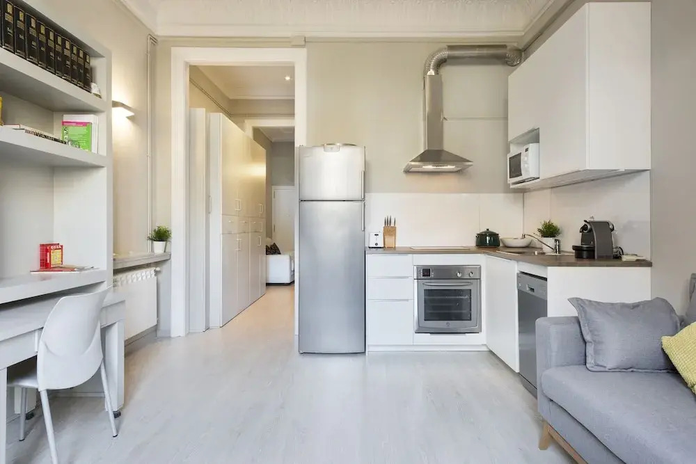 Urquinaona Apartment