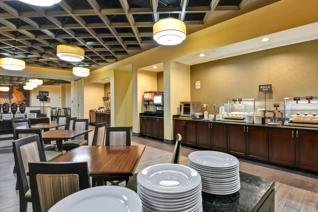Embassy Suites by Hilton Savannah Airport