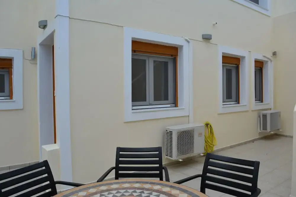 Anemomilos Suites