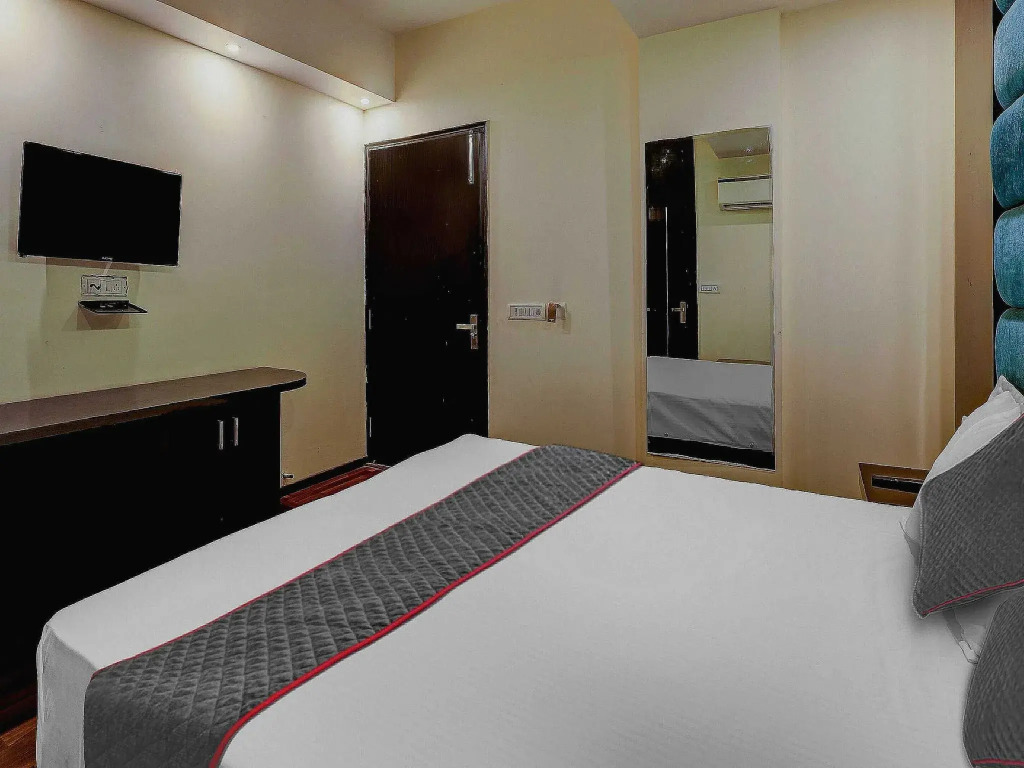 Hotel O Golden King
