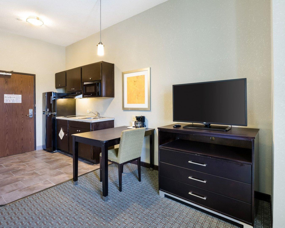 Quality Inn & Suites Seabrook- NASA- Kemah