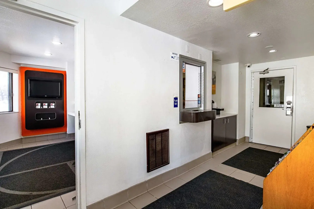 Motel 6-Palatine, IL - Chicago Northwest