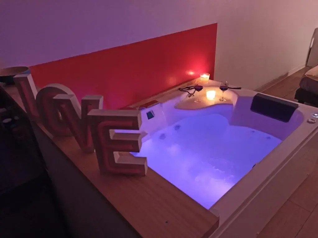 Suite love & privative spa Menton