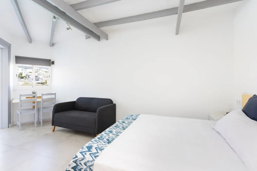 Oasis Tenerife Studio 2