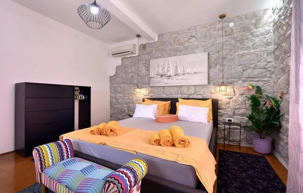 Amazing Home In Kucine