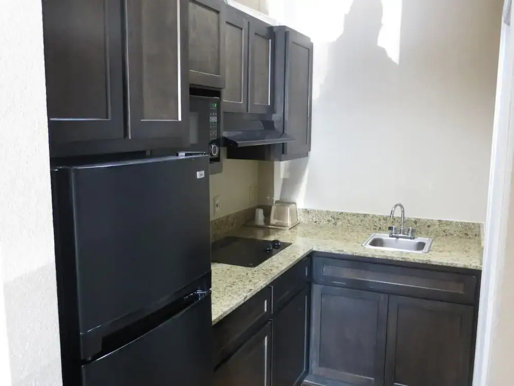 Scottish Inns and Suites Hwy 146 #A Baytown, TX