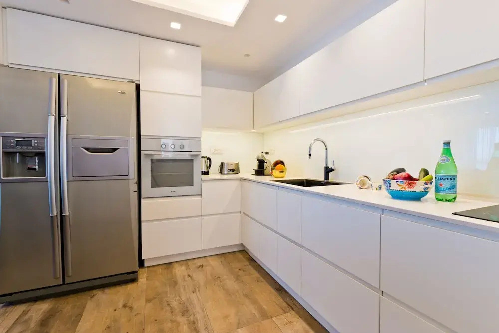 3 BR Family Home Sea View and 2 Parking