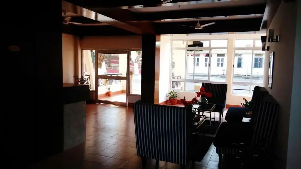 Polo Tura Hotel