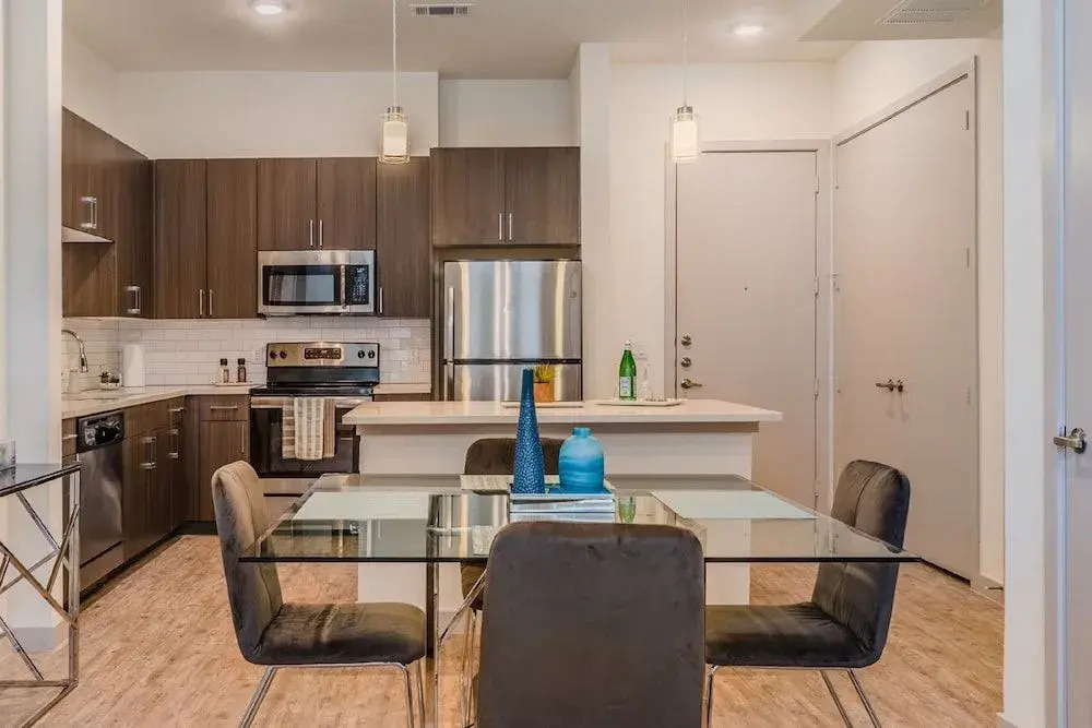Portlandia Apartments by Barsala