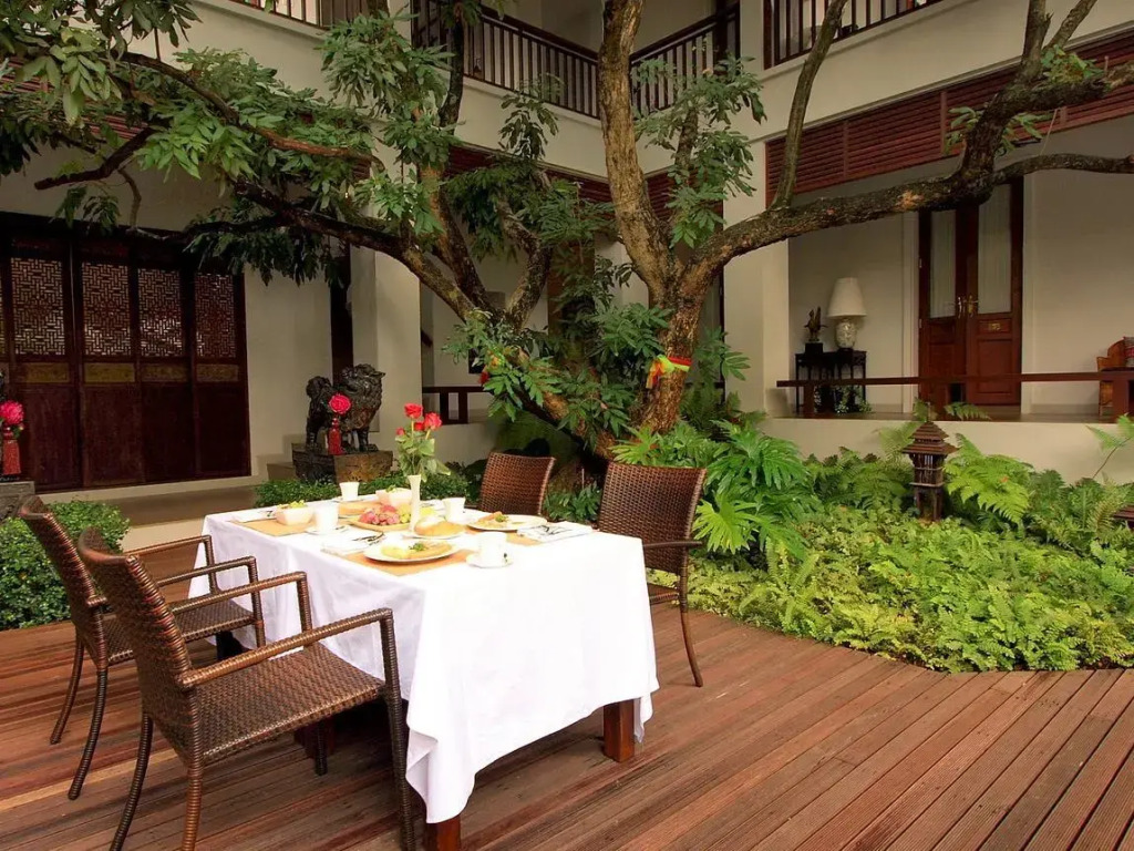 Baan Klang Wiang Boutique Hotel Chiang Mai