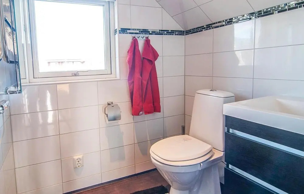 Stunning Apartment in Klintehamn With Wifi