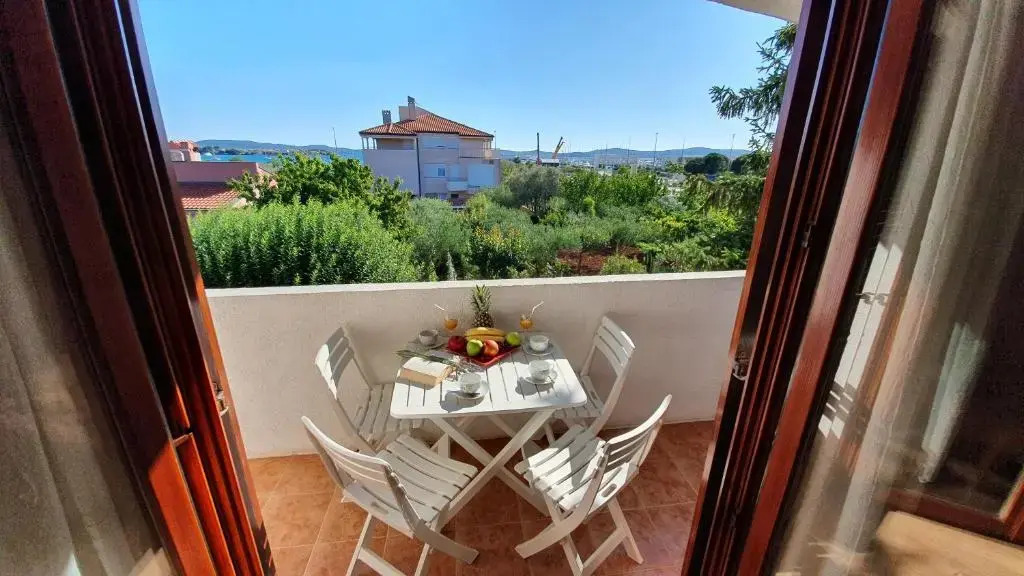 Apartment Sime (ZAD505)