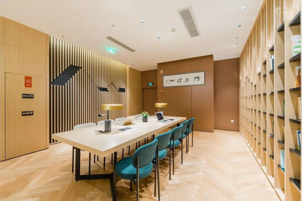Atour Hotel Hangzhou Huajiachi Fengqi Dong Road