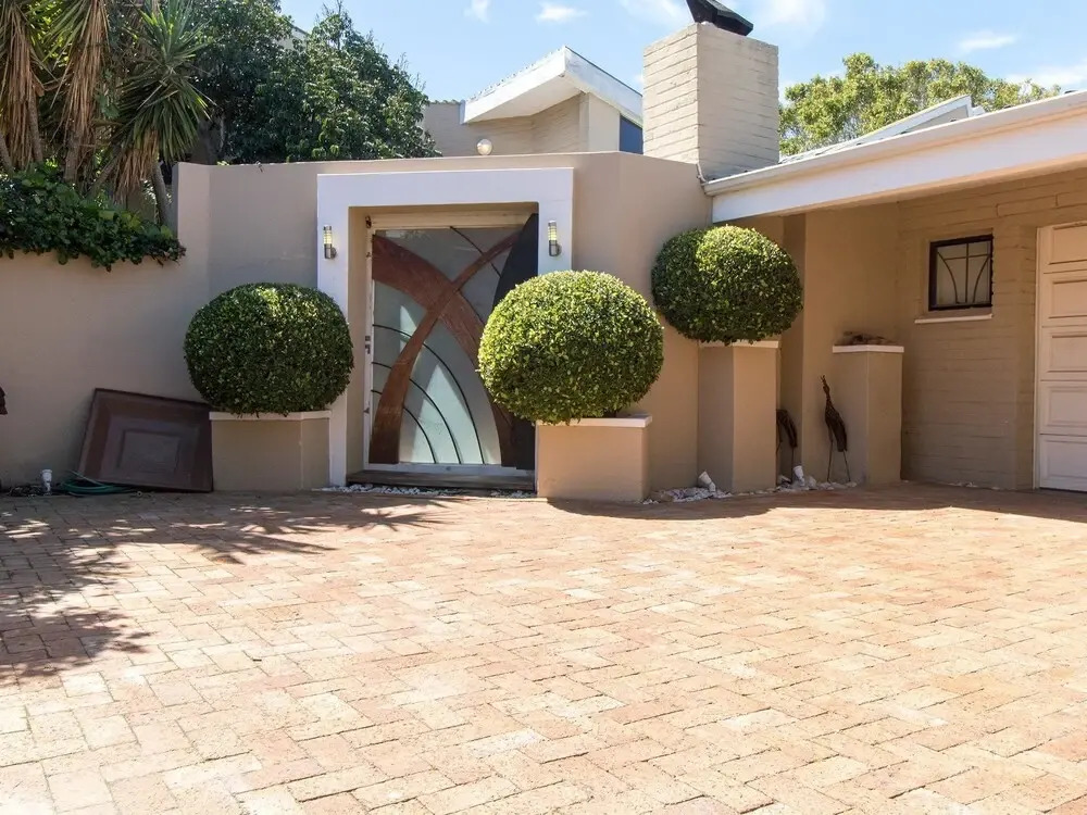 Clivia House, Gordons Bay