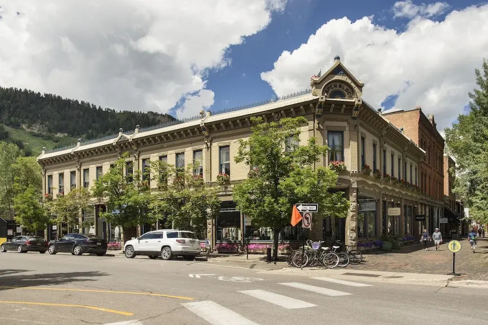 The Residence Hotel