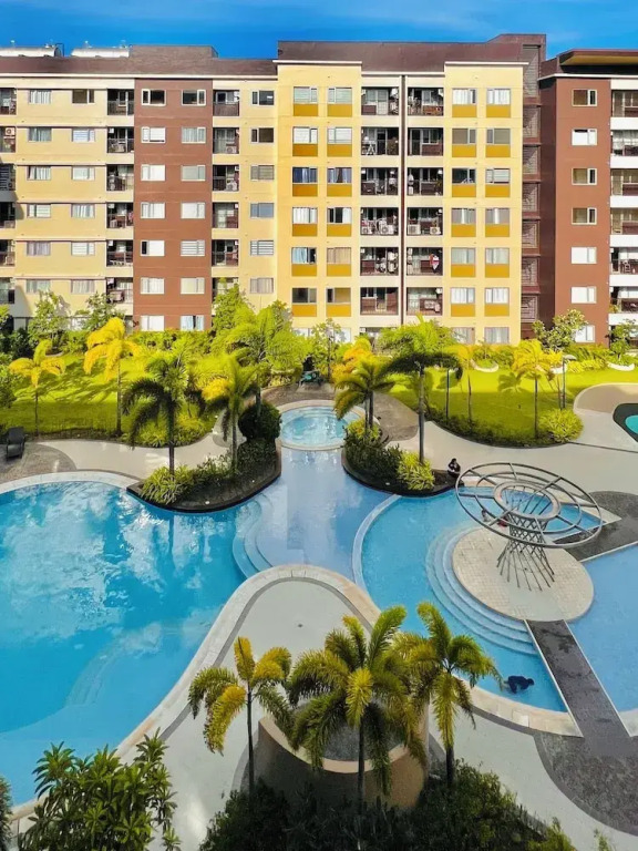 Hubomoto Avida Suites