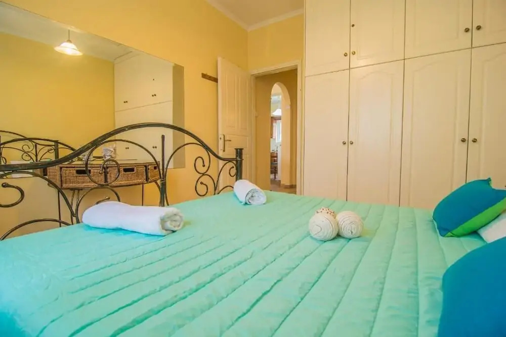 Tonia Apartments