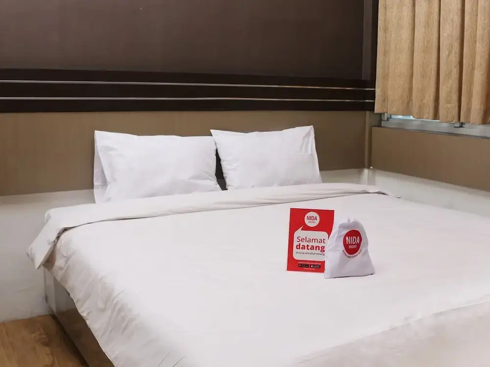 NIDA Rooms Railway Median Kantor Post