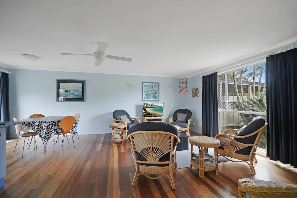 Allamanda Sands - 23 Oriole Avenue