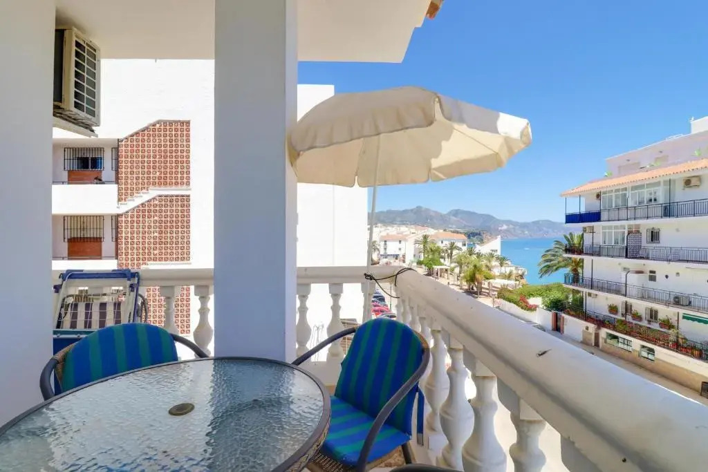 2 bedroom apartment Paradorares Ne