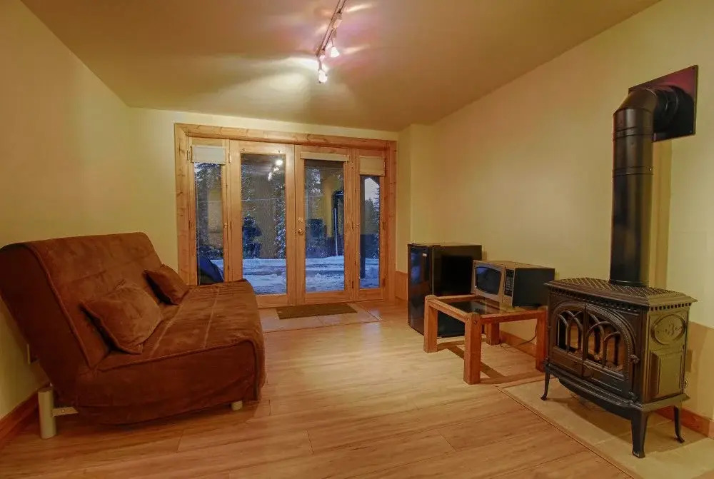 730 Bunker Drive 3 Br Home