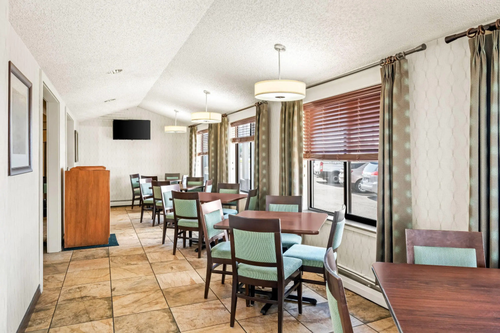 Days Inn by Wyndham Helena