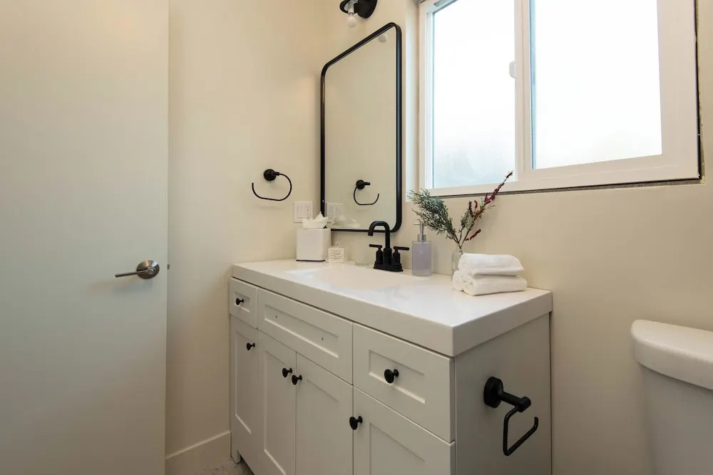 Stunning Studio Near DTLA