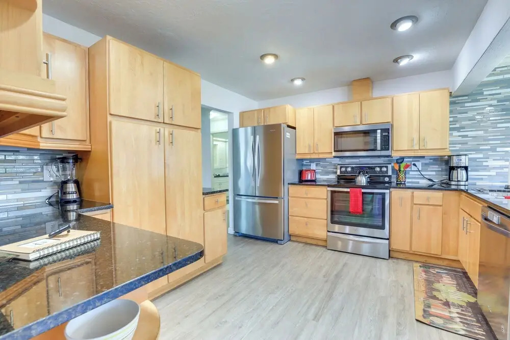 Sarasota House w/ Private Pool - 4 Mi to Beach!
